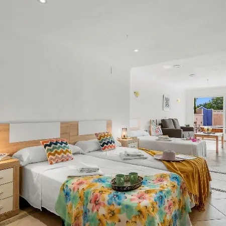 By Interhome * Casas de Torrat