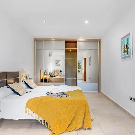 Holiday home By Interhome Casas de Torrat