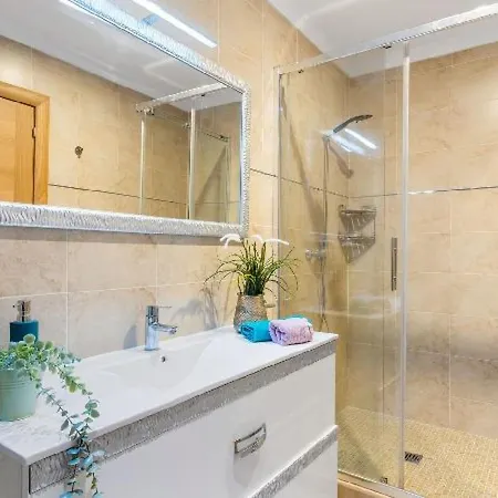By Interhome *